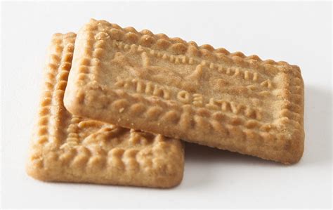 malted milk biscuits calories